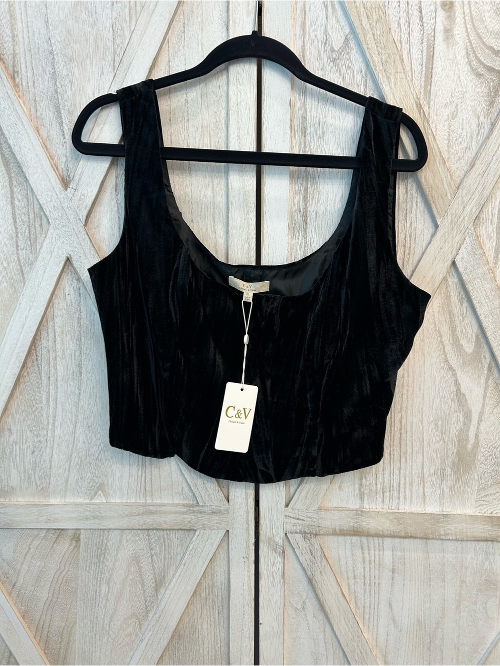 Chelsea & Violet Black Velvet Scoop Crop Top
